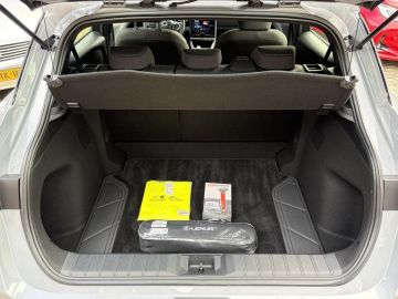Lexus LBX