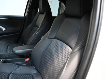 Mazda 2 Hybrid