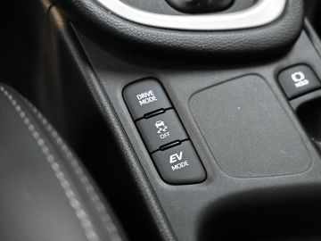 Mazda 2 Hybrid