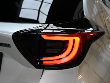 Mazda 2 Hybrid