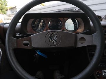 Peugeot 504