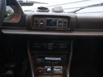 Peugeot 504