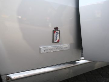 Peugeot 504