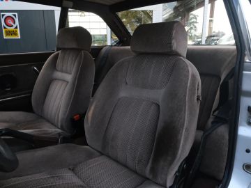 Peugeot 504