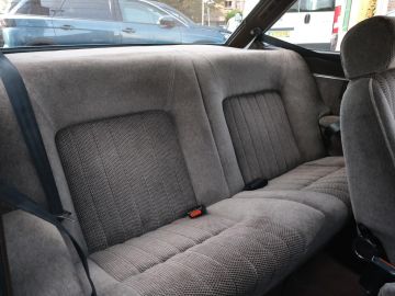Peugeot 504
