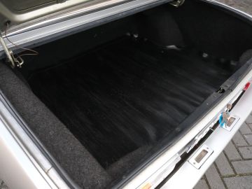 Peugeot 504