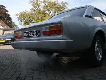 Peugeot 504