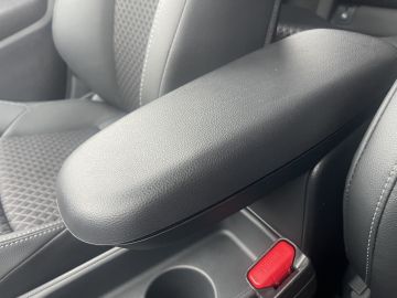 Mazda 2 Hybrid