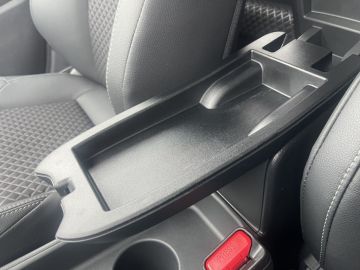 Mazda 2 Hybrid