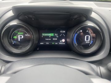 Mazda 2 Hybrid