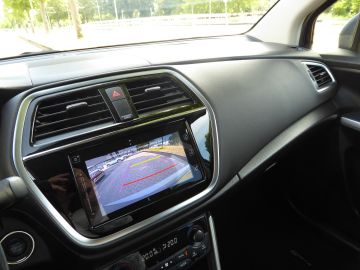 Suzuki S-Cross
