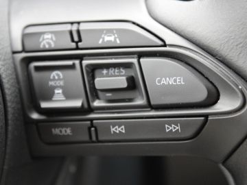 Mazda 2 Hybrid