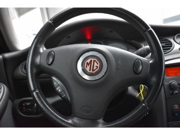 MG ZT