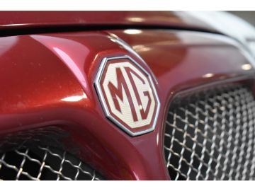 MG ZT