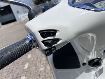 Vespa GTS