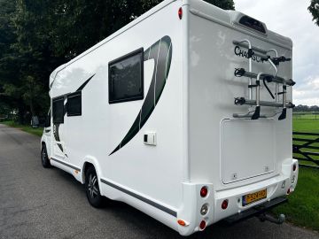 Chausson 718 XLB Zeer Goede Staat, 5 Persoons Op Kenteken, Queens Bed, Trekhaak, Fietsendrager Etc