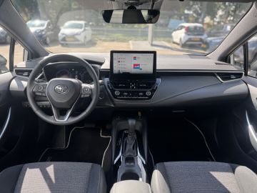 Toyota Corolla Touring Sports