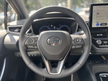 Toyota Corolla Touring Sports