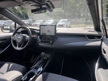 Toyota Corolla Touring Sports