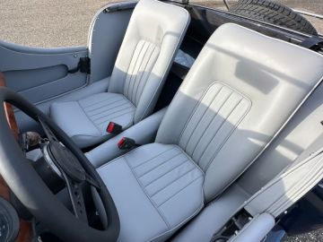 Morgan Plus 8