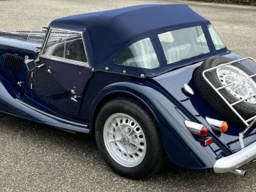 Morgan Plus 8