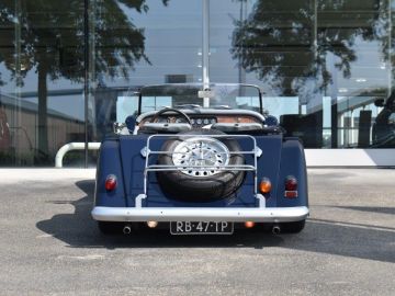 Morgan Plus 8