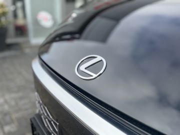 Lexus LBX