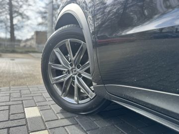 Lexus LBX