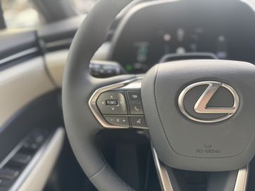 Lexus LBX