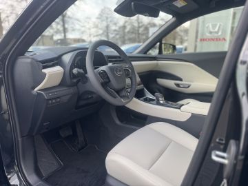 Lexus LBX