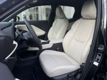 Lexus LBX
