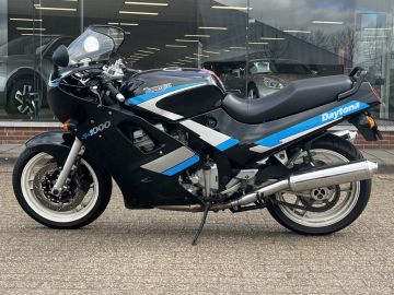 Triumph Daytona 1000