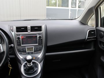 Toyota Verso-S