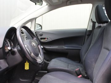 Toyota Verso-S