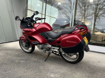 Honda NT 650