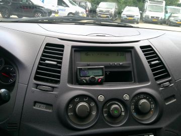 Mitsubishi Grandis
