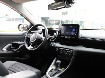 Mazda 2 Hybrid