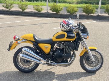 Triumph THUNDERBIRD