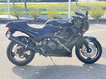 Triumph Daytona 1200