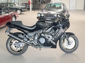 Triumph Daytona 1200
