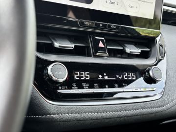 Toyota Corolla Touring Sports