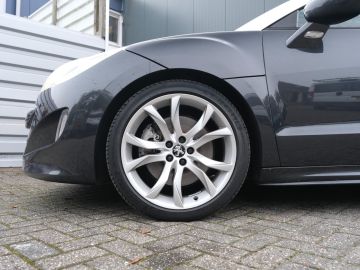 Peugeot RCZ