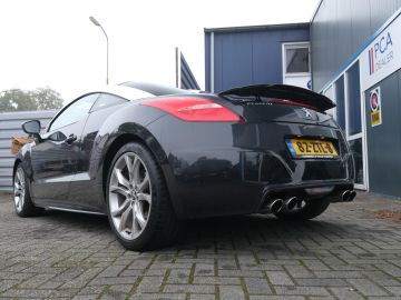 Peugeot RCZ