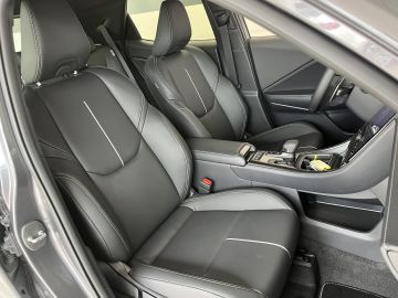 Lexus LBX