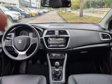 Suzuki S-Cross