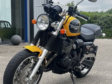 Triumph THUNDERBIRD
