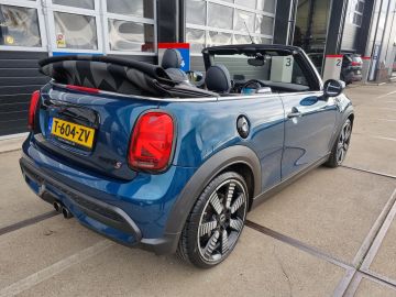 MINI Cooper S Cabrio