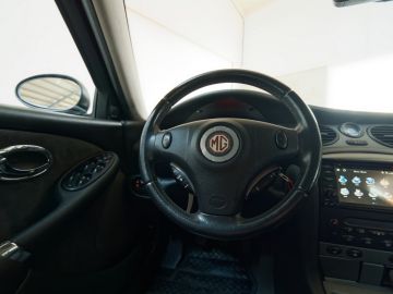 MG ZT