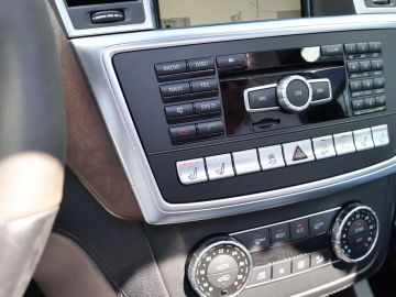 Mercedes-Benz M-Klasse