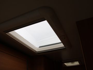 Chausson FLASH 03 M08 - Trekhaak - 6 Persoons - Cruise - Airco - Luifel - Fietsendrager - Rijklaar